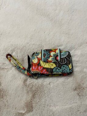 Vera Bradley - Wristlet